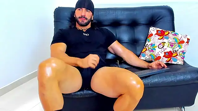 AlfredWalker online show from December 15, 2025, 12:55 pm