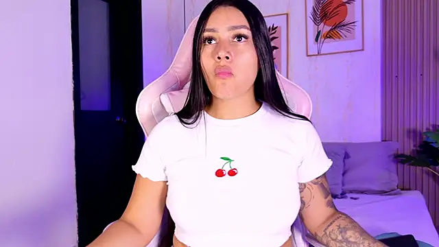 CameronCollins  online show from February 25, 2026, 7:47 pm