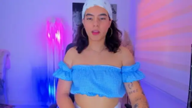 Snapshot of alask_pears0 chatting on November 10, 2025, 4:45 pm alask pears0 online show from November 10, 2025, 4:45 pm