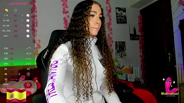 Snapshot of gabrielatafur_ chatting on March 20, 2025, 9:26 am gabrielatafur online show from March 20, 2025, 9:26 am