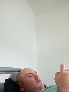 mario890605 online show from February 17, 2026, 10:56 am