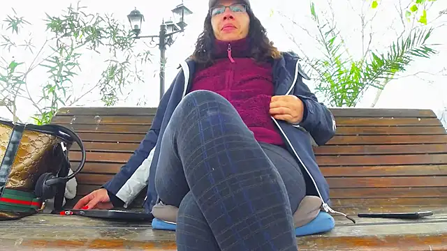 Snapshot of SquirtyMellissaLabia chatting on December 3, 2025, 8:58 am SquirtyMellissaLabia online show from December 3, 2025, 8:58 am