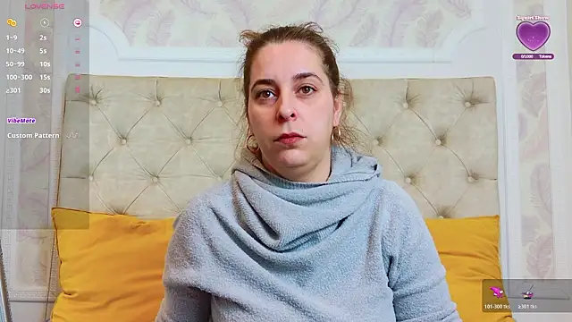 KarinaNoir online show from March 6, 2026, 5:02 am