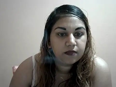 bellachow10 online show from November 7, 2025, 9:03 am