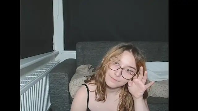 NaughtyRapunzel7 online show from September 9, 2025, 9:13 pm