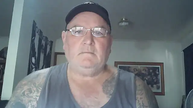 Snapshot of HOTANAL chatting on November 1, 2025, 10:03 pm HOTANAL online show from November 1, 2025, 10:03 pm