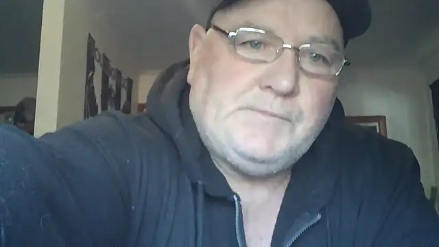 Snapshot of HOTANAL chatting on October 10, 2025, 10:10 pm HOTANAL online show from October 10, 2025, 10:10 pm