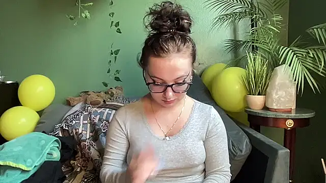 sweetandwet daddy online show from October 16, 2025, 9:34 pm