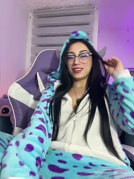 Snapshot of sophie_cute66 chatting on March 27, 2026, 6:33 am sophie cute66 online show from March 27, 2026, 6:33 am