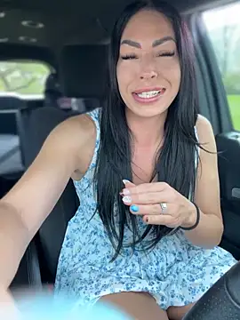 annablisss online show from April 13, 2026, 6:12 pm