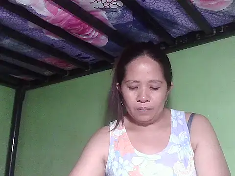 sweetlady pinay online show from April 14, 2026, 1:54 am