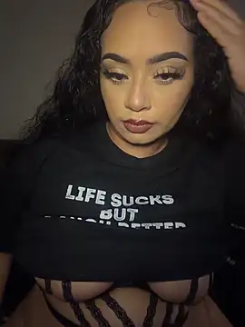 Snapshot of CarmelaAnthony chatting on November 26, 2025, 2:28 pm CarmelaAnthony online show from November 26, 2025, 2:28 pm