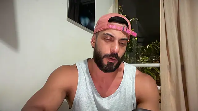 romeolovedark online show from March 31, 2026, 7:43 am