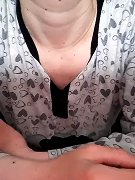 Moi Lina online show from October 10, 2025, 11:44 am