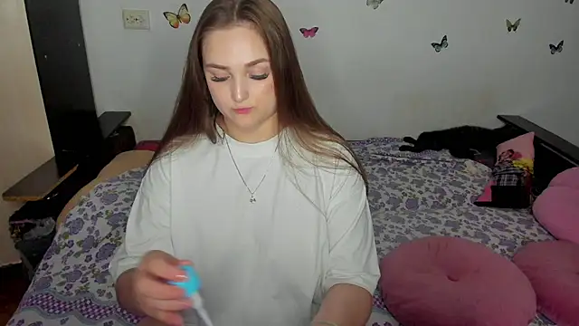 NataliEvans online show from July 9, 2026, 8:19 pm