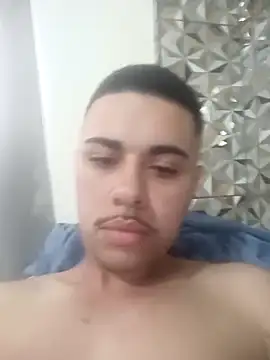 Snapshot of 19cmpeni chatting on October 25, 2025, 6:52 pm 19cmpeni online show from October 25, 2025, 6:52 pm