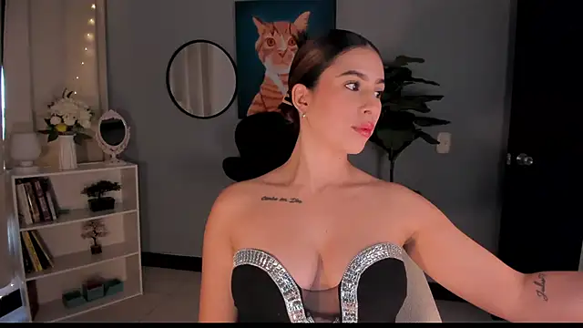 LiaPearce online show from November 21, 2025, 12:48 pm