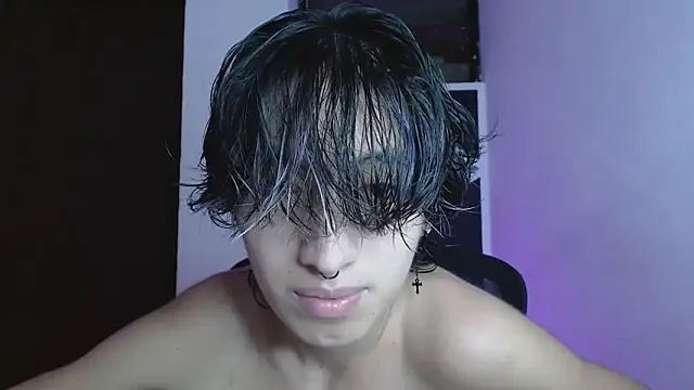 littlextreme online show from April 3, 2026, 3:13 am