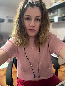 DaisyVibesss online show from January 16, 2025, 8:54 am