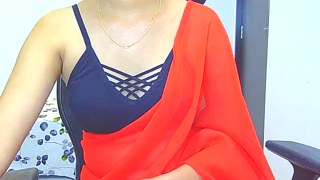 doll sawra online show from February 9, 2025, 6:37 pm
