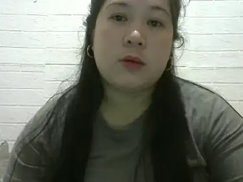 hotsexylyn online show from February 28, 2025, 12:09 pm