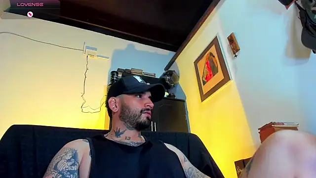 CamiloGray  online show from February 11, 2025, 1:20 pm