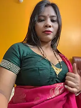 wow-wow-sexy online show from July 5, 2026, 5:42 pm