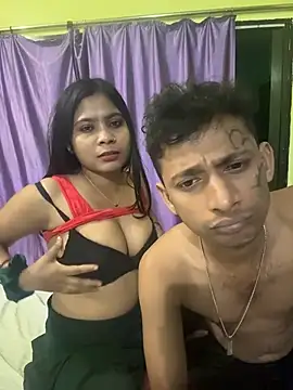 wow-wow-sexy online show from November 13, 2025, 7:18 pm