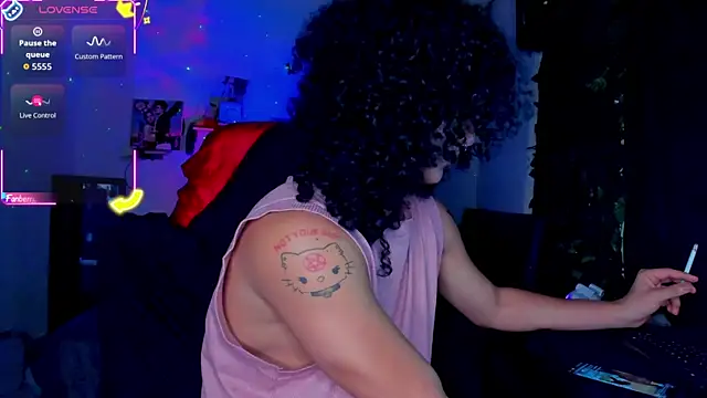 sweetvond  online show from November 2, 2025, 11:10 pm