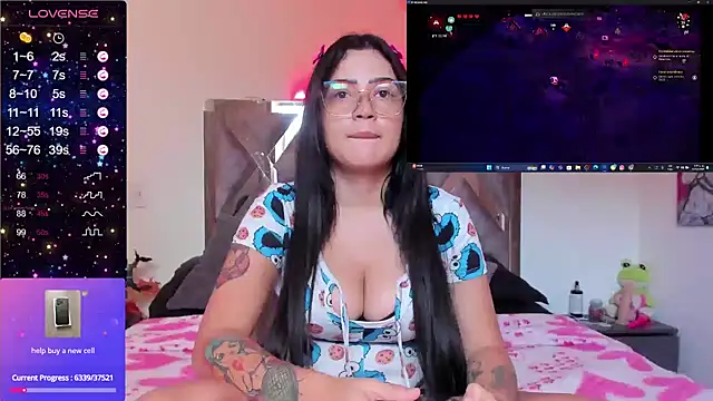 Snapshot of cutesarah_ chatting on December 10, 2024, 8:38 pm cutesarah online show from December 10, 2024, 8:38 pm