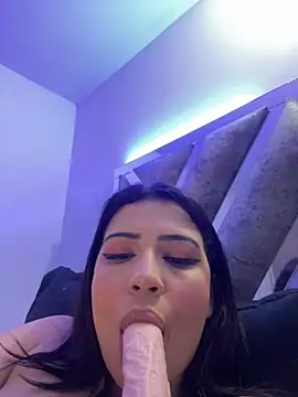 Snapshot of cutesarah_ chatting on February 16, 2025, 12:41 am cutesarah online show from February 16, 2025, 12:41 am