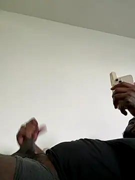 waakenda online show from December 14, 2025, 8:36 pm