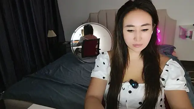 AsianQueens online show from June 3, 2026, 3:07 am