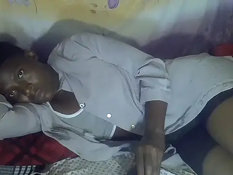 cute-shamza online show from April 4, 2026, 4:57 pm