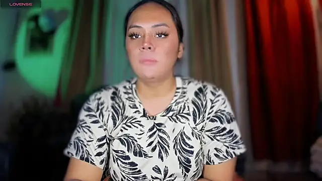  MissKhimberlyXxx  online show from December 18, 2025, 8:23 pm