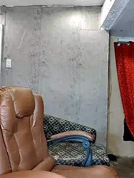  MissKhimberlyXxx  online show from April 2, 2026, 8:43 am