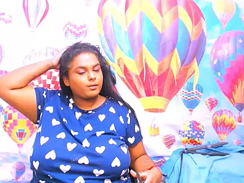 Snapshot of Indianfairy99 chatting on January 17, 2025, 6:44 pm Indianfairy99 online show from January 17, 2025, 6:44 pm