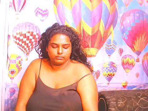 Snapshot of Indianfairy99 chatting on February 4, 2025, 12:40 am Indianfairy99 online show from February 4, 2025, 12:40 am