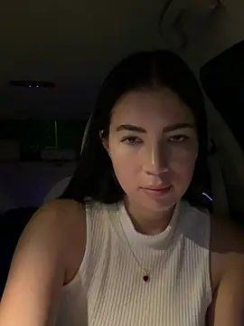 clairewntr online show from January 31, 2026, 8:51 pm