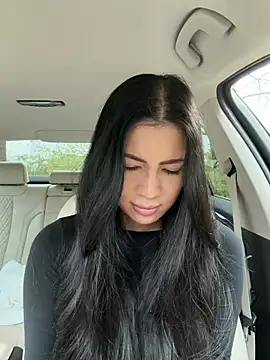 clairewntr online show from April 12, 2026, 4:54 pm