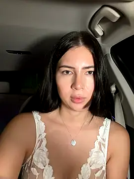 clairewntr online show from November 15, 2025, 8:02 pm