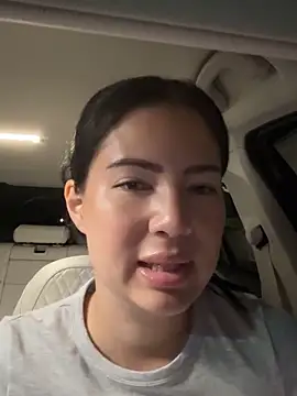 clairewntr online show from October 3, 2025, 1:09 am