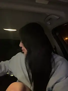 clairewntr online show from March 17, 2025, 1:08 pm