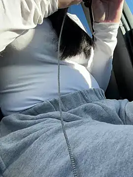 clairewntr online show from March 3, 2025, 12:39 pm