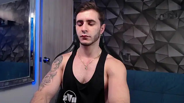 Snapshot of Latino_stud4u chatting on October 13, 2025, 9:16 pm Latino stud4u online show from October 13, 2025, 9:16 pm