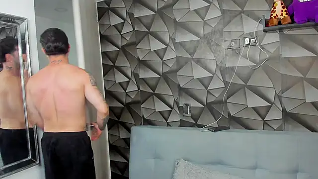 Snapshot of Latino_stud4u chatting on February 11, 2026, 4:34 am Latino stud4u online show from February 11, 2026, 4:34 am