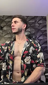 Snapshot of Latino_stud4u chatting on November 12, 2025, 1:10 am Latino stud4u online show from November 12, 2025, 1:10 am