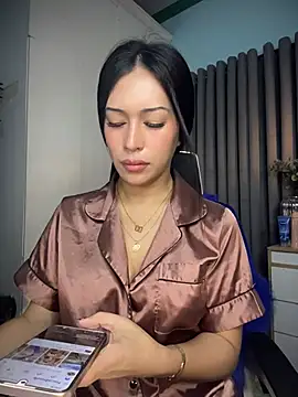 Snapshot of Jasmine_Elcock chatting on July 4, 2026, 9:30 pm Jasmine Elcock online show from July 4, 2026, 9:30 pm