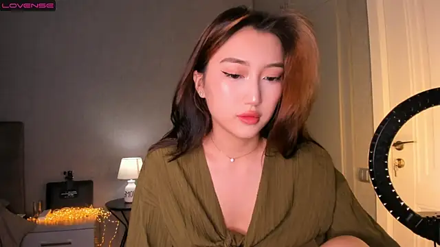Snapshot of jin__ray chatting on March 5, 2025, 1:28 pm jin ray online show from March 5, 2025, 1:28 pm