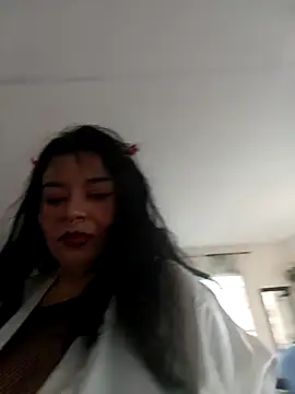 karlablue  online show from February 11, 2026, 9:25 pm